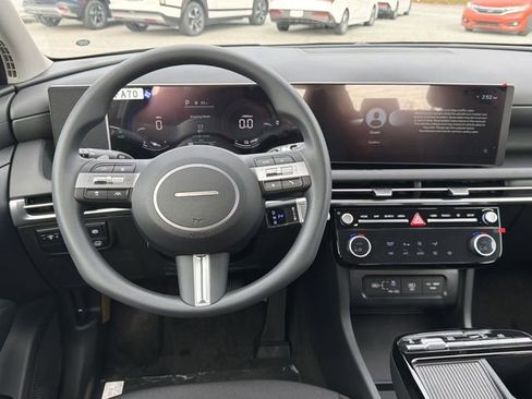 New 2026 Hyundai Tucson Blue SE image 22