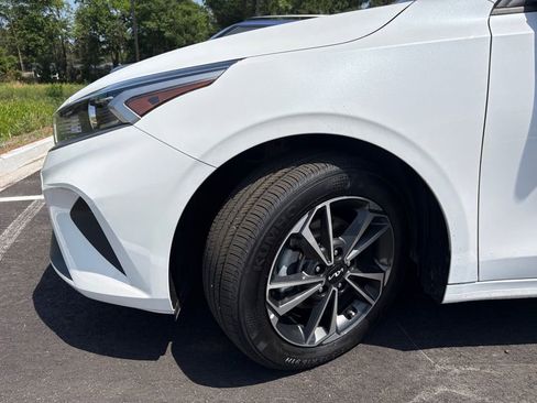 Used 2024 Kia Forte LXS FWD image 22