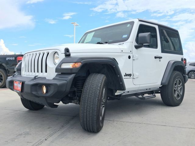Used 2023 Jeep Wrangler Sport AWD/4WD image 3