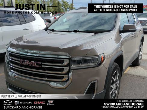 Certified 2023 GMC Acadia SLE w/ Driver Convenience Package AWD/4WD image 1