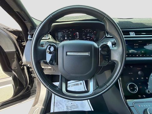 Used 2019 Land Rover Range Rover Velar R-Dynamic SE AWD/4WD image 38