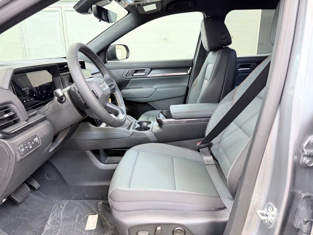 New 2026 GMC Terrain AT4 w/ Technology Package II AWD/4WD image 15