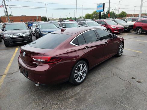 Used 2018 Buick Regal Preferred w/ Driver Confidence Package #1 image 9