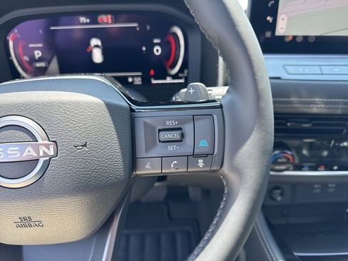 New 2026 Nissan Rogue Platinum AWD/4WD image 31