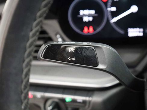 Certified 2022 Porsche 911 Carrera RWD image 29