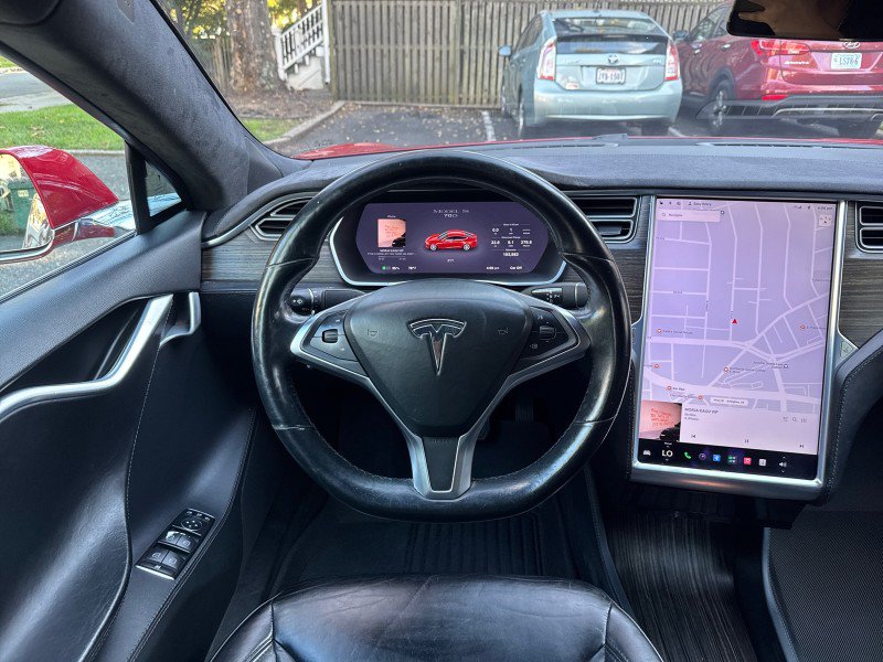 Used 2015 Tesla Model S 70D AWD/4WD image 17