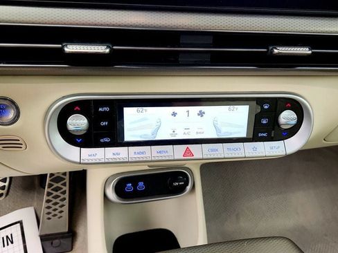 Used 2023 Genesis GV60 Performance AWD/4WD image 18