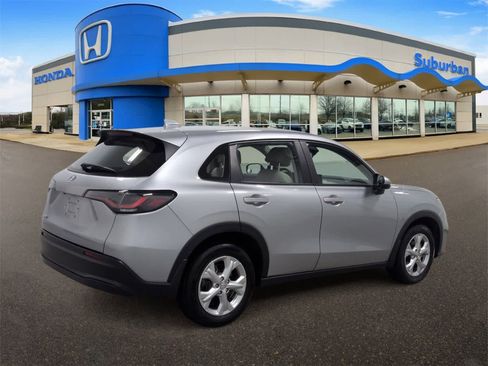 Used 2024 Honda HR-V LX image 8