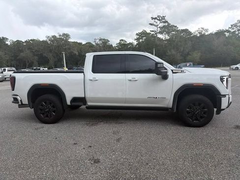 Used 2025 GMC Sierra 2500 AT4 w/ AT4 Premium Plus Package AWD/4WD image 9