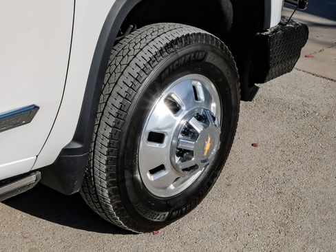 Used 2025 Chevrolet Silverado 3500 High Country w/ High Country Premium Package image 61