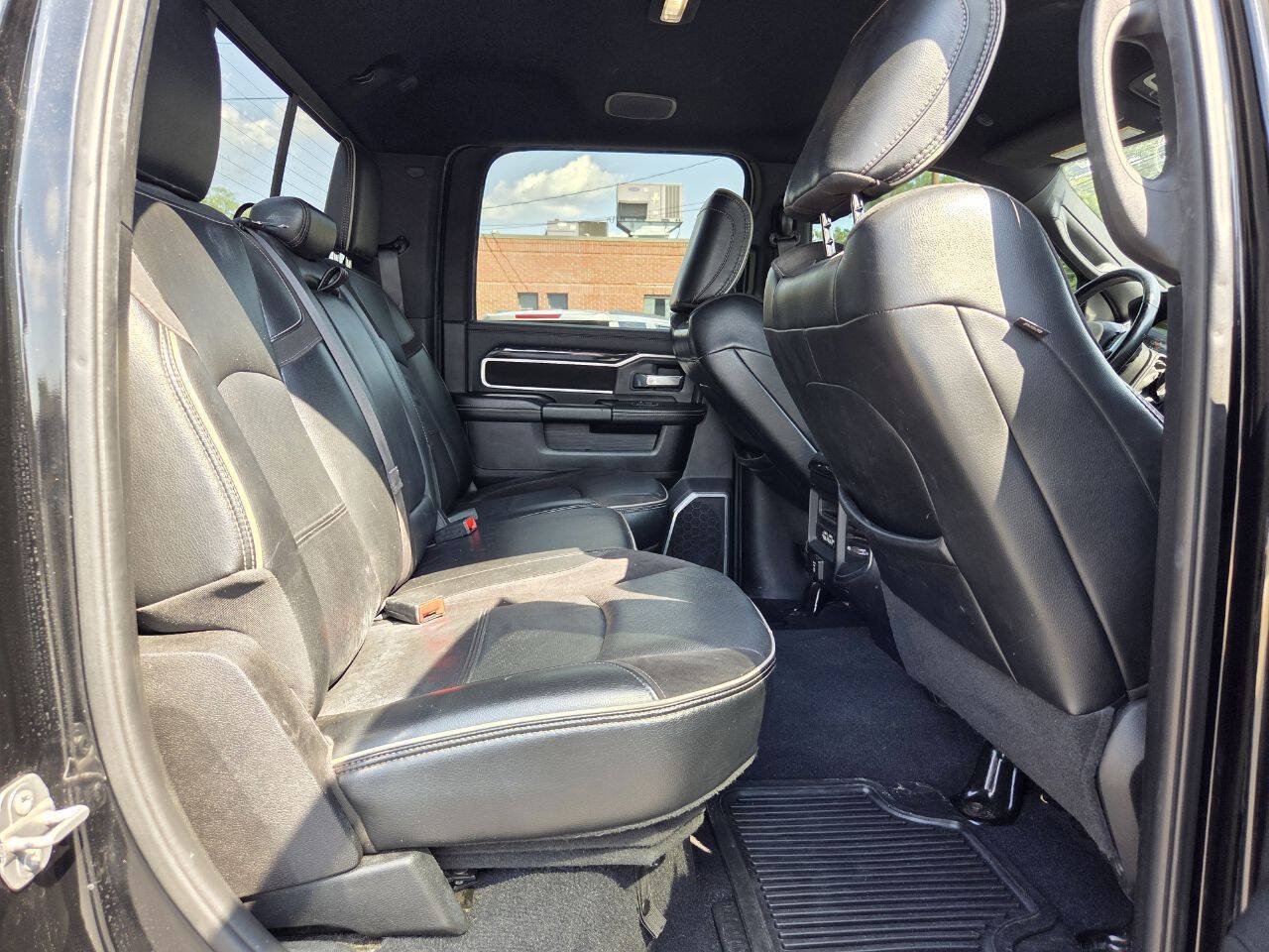Used 2019 RAM 2500 Laramie w/ Night Edition AWD/4WD image 16