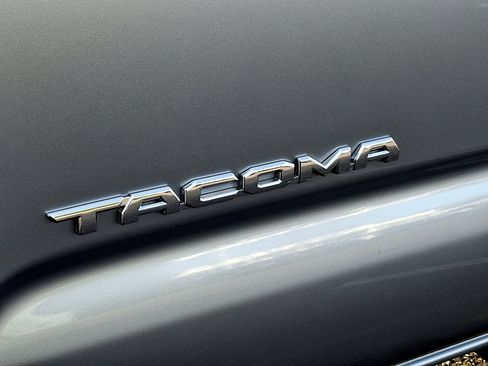 Certified 2023 Toyota Tacoma TRD Sport image 30