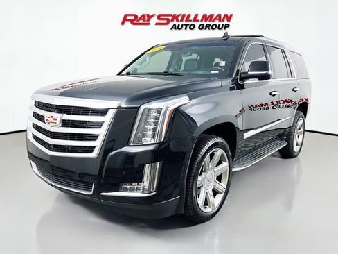 Used 2019 Cadillac Escalade Luxury AWD/4WD image 3