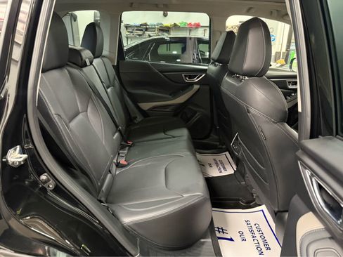 Used 2023 Subaru Forester Limited AWD/4WD image 29