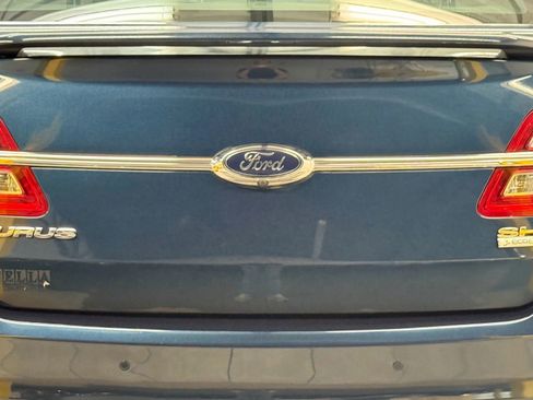 Used 2017 Ford Taurus SHO w/ Driver Assist Package image 11