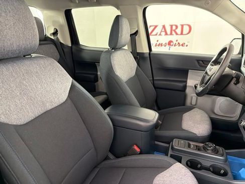 Certified 2025 Ford Maverick XLT FWD image 16