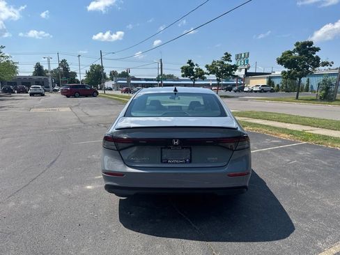 Certified 2025 Honda Accord Sport image 6