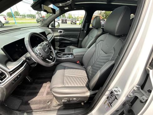 Used 2025 Kia Sorento SX Prestige AWD/4WD image 4