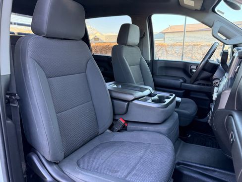 Used 2021 GMC Sierra 3500 4x4 Crew Cab w/ Gooseneck/5TH Wheel Package image 24