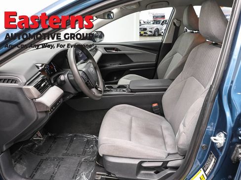 Used 2025 Toyota Camry LE FWD image 14