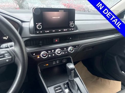 Used 2024 Honda CR-V EX image 12