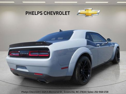 Used 2021 Dodge Challenger R/T Scat Pack RWD image 10