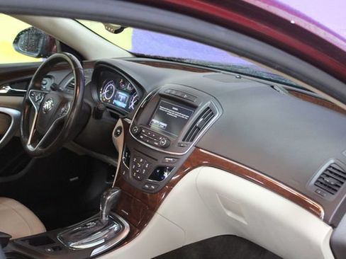 Used 2017 Buick Regal Premium w/ Driver Confidence Package #1 FWD image 12