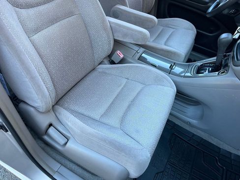 Used 2002 Toyota Highlander GREAT VALUE AWD image 31