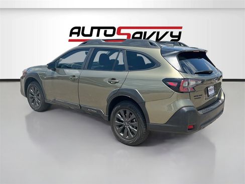 Used 2025 Subaru Outback Onyx Edition image 5