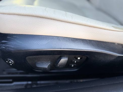 Used 2011 BMW 328i Convertible RWD image 12