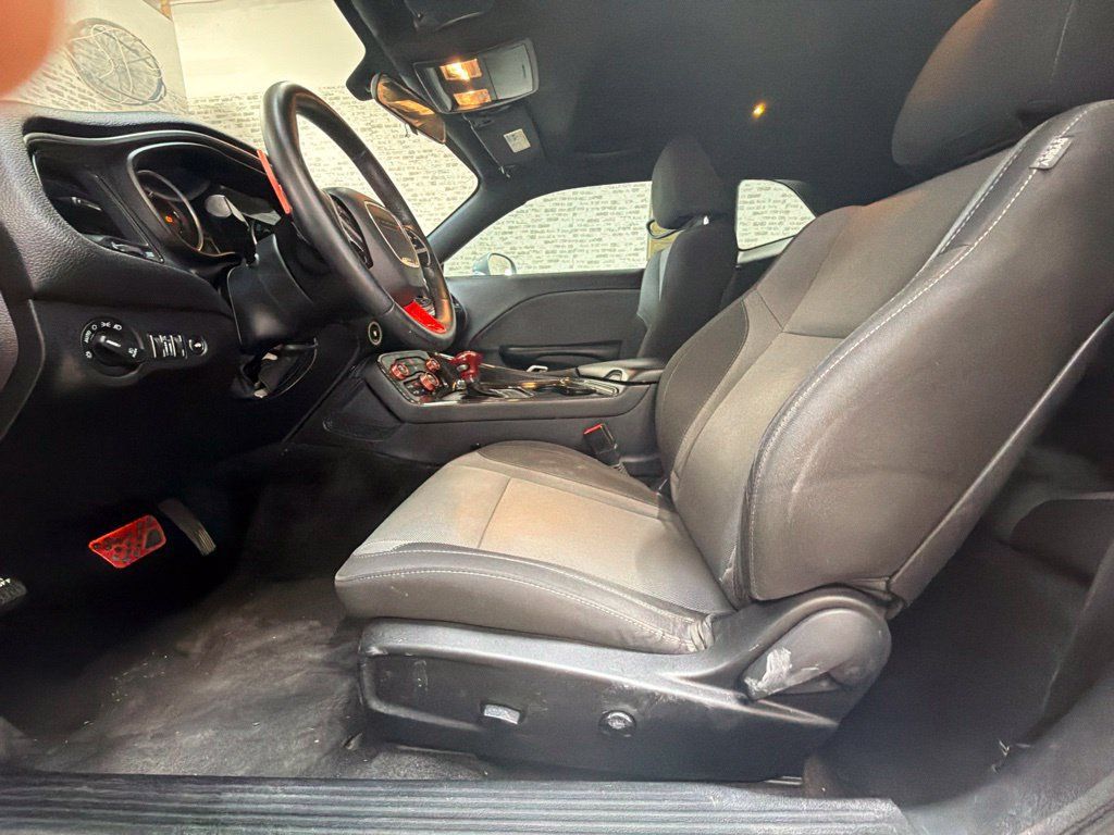 Used 2016 Dodge Challenger SXT w/ Super Sport Group (SS/T) RWD image 23