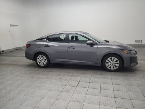 Used 2024 Nissan Sentra S FWD image 11