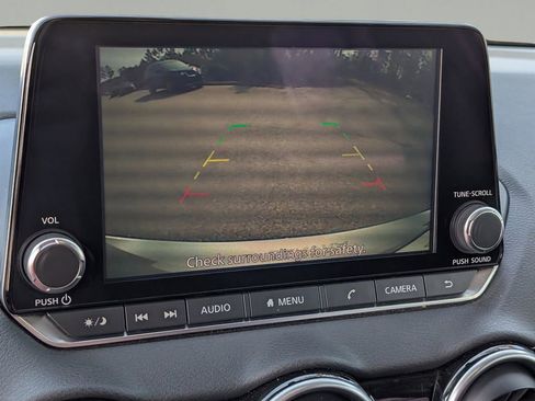 Used 2020 Nissan Sentra SV image 23