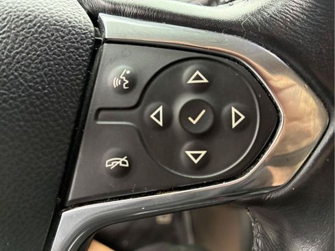 Used 2019 Chevrolet Traverse LT w/ LPO, Blackout Package AWD/4WD image 20