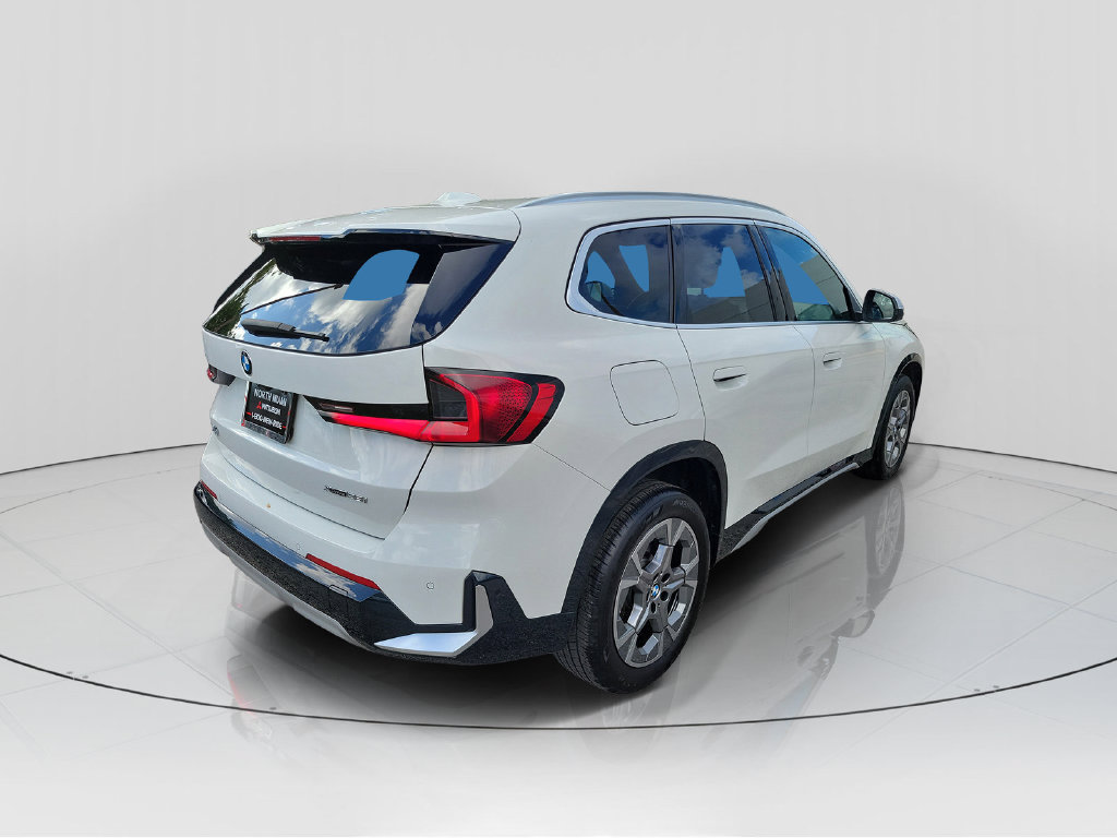 Used 2024 BMW X1 xDrive28i w/ Premium Package AWD/4WD image 7
