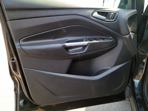 Used 2015 Ford Escape SE FWD image 8