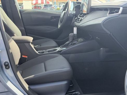 Used 2025 Toyota Corolla LE FWD image 20