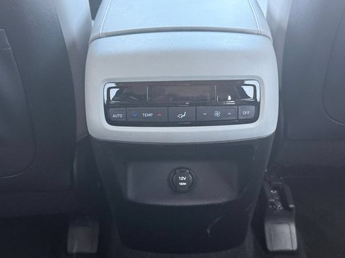 Used 2025 Hyundai Palisade SEL AWD/4WD image 25