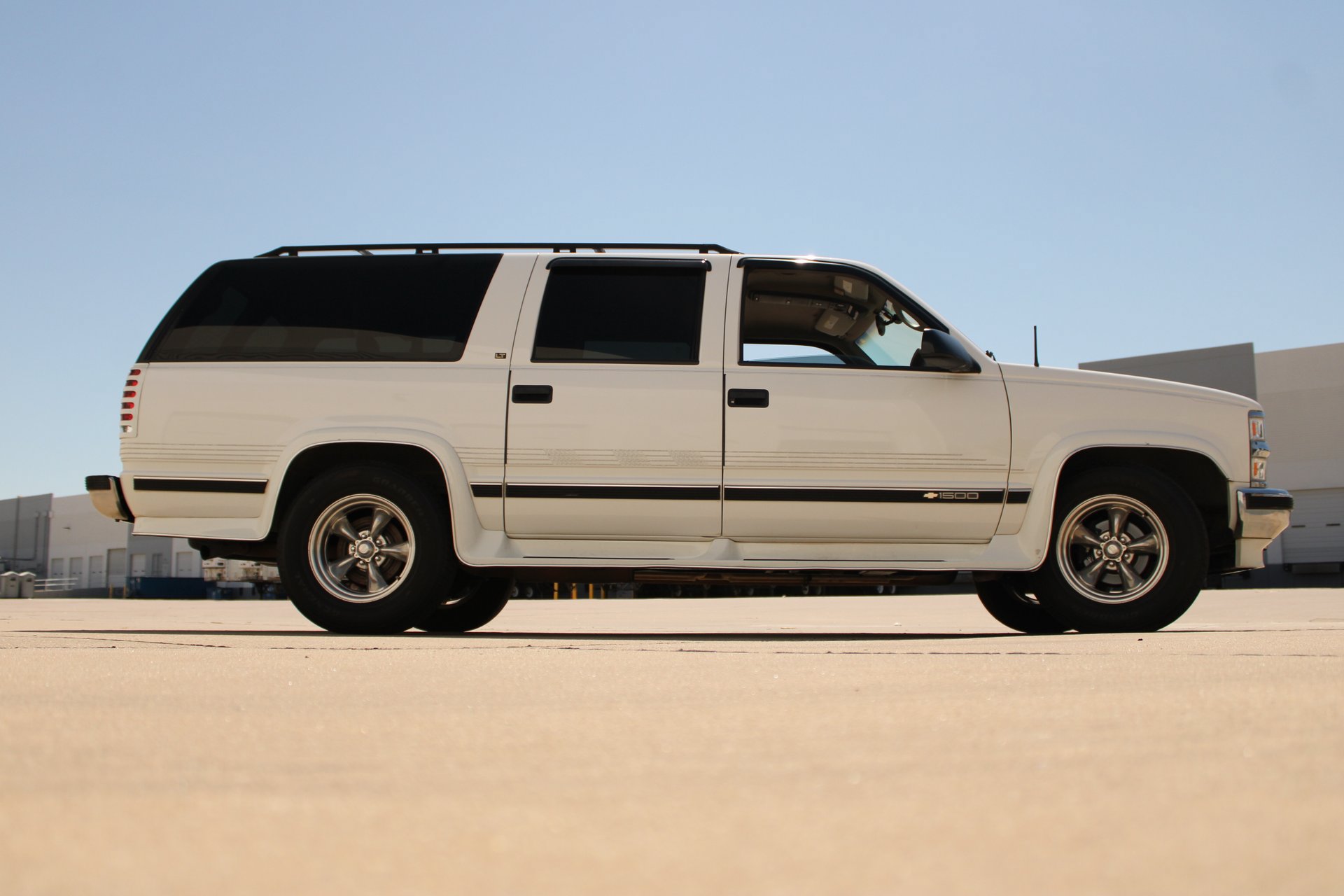 Used 1997 Chevrolet Suburban 2WD w/ Preferred Equipment Group 3 image 19