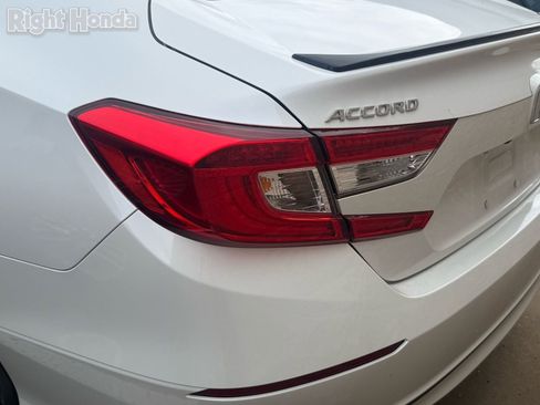 Used 2022 Honda Accord Sport Special Edition image 10