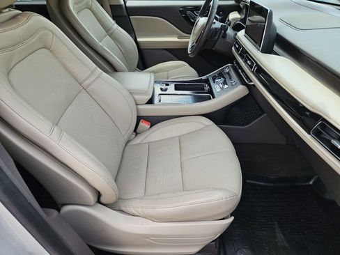 Used 2021 Lincoln Aviator Reserve w/ Elements Package Plus RWD image 13