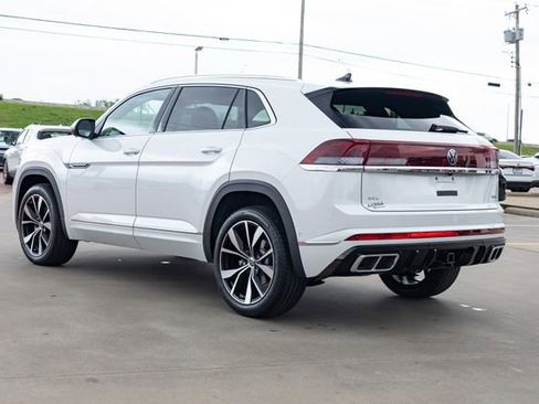 New 2026 Volkswagen Atlas Cross Sport SEL Premium R-Line AWD/4WD image 4