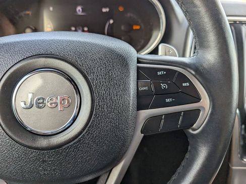 Used 2017 Jeep Grand Cherokee Altitude image 27