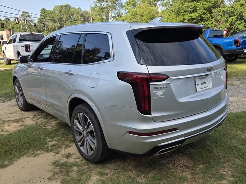 Used 2020 Cadillac XT6 Premium Luxury FWD image 12