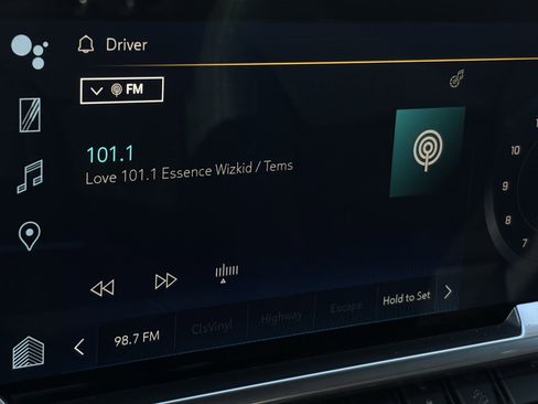 Used 2023 Chevrolet Silverado 1500 LTZ image 7