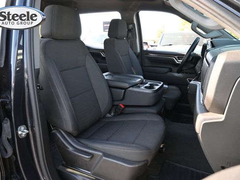 Used 2024 Chevrolet Silverado 1500 LT AWD/4WD image 25
