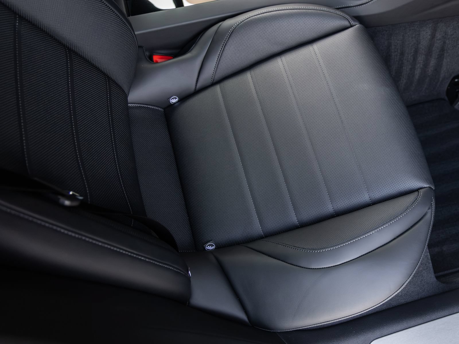 New 2026 Porsche Panamera 4 AWD/4WD image 45