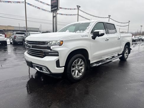 Used 2020 Chevrolet Silverado 1500 High Country w/ Technology Package image 8