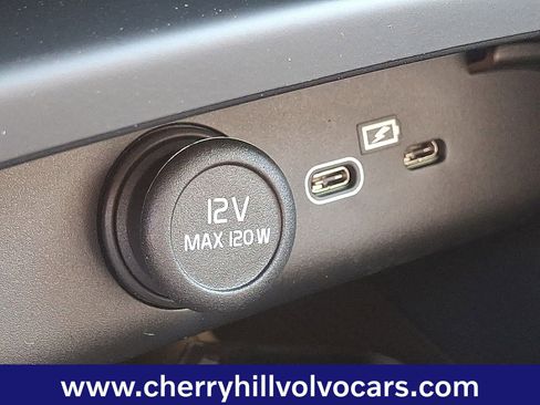 New 2026 Volvo XC40 B5 Plus w/ Protection Package Premier image 25