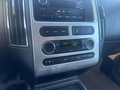 Used 2010 Ford Edge Limited image 33